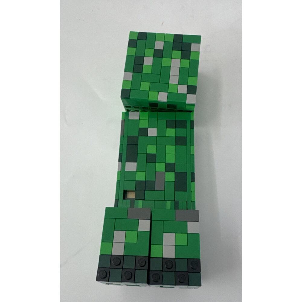 Lego Minecraft Set The Creeper Posable Building Toy - Picture 2 of 8